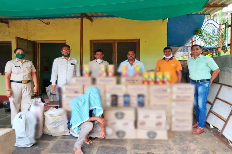 kankavali sindhudurg latest news  sindhudurg latetst news  sindhudurg liquor seized news  सिंधुदुर्ग दारू जप्त न्युज  सिंधुदुर्ग लेटेस्ट न्युज