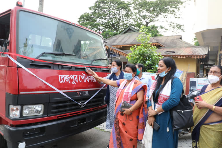 three tipper trucks inaugurated in tezpur municipality board