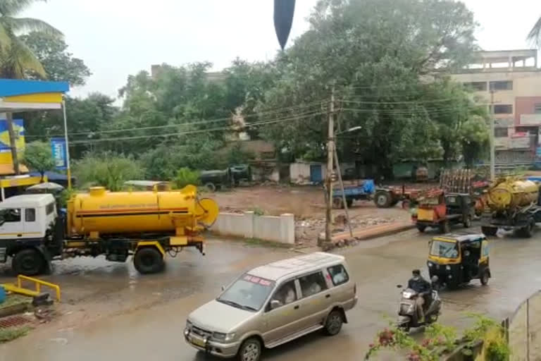 Rain in Hubli set farmer prepare for sowing