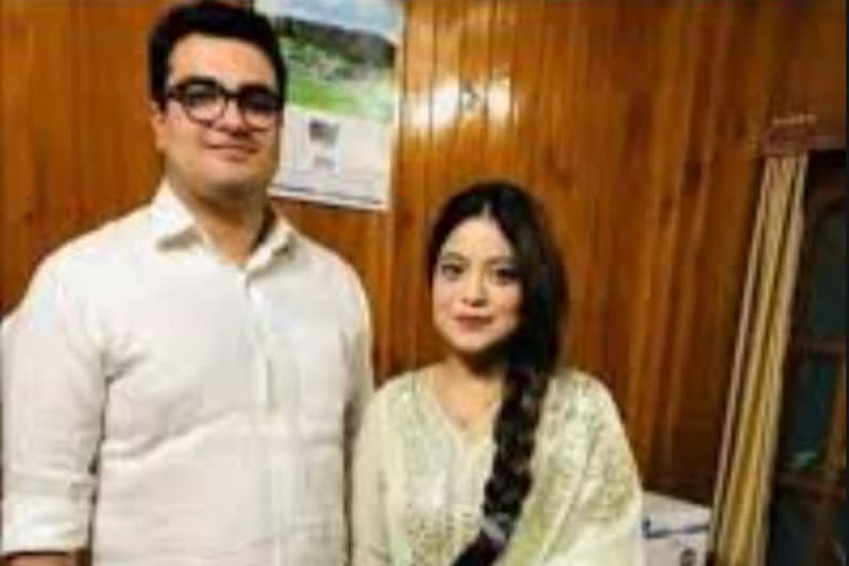 Safura Zargar with her husband