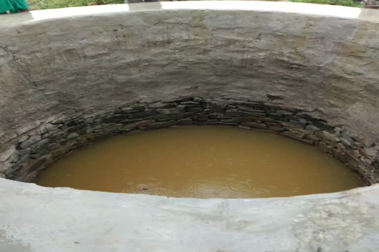 Scam in well construction in khunti, खूंटी में मनरेगा घोटाला