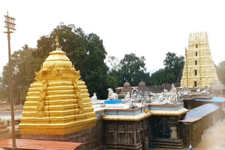 srisailam temple employee arrest