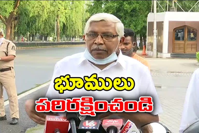 kodandaram and chada venkat reddy met with governer on ou land issue in hyderabad