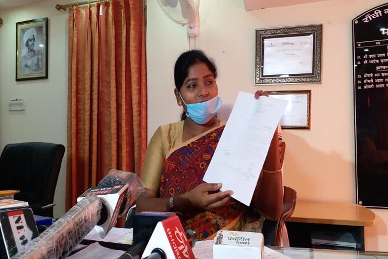 Mayor Asha Lakra accused urban development department