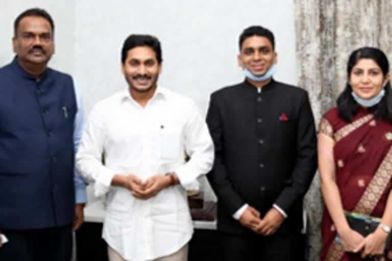 IFS officers meet cm jagan