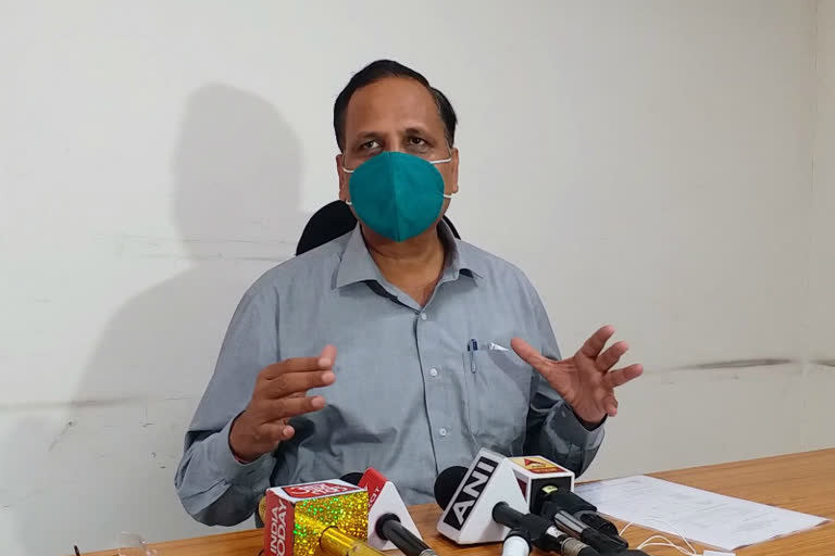 delhi health minister satyendra jain talk on corona bed scarcity