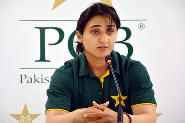 Bismah Maroof retains Pakistan captaincy; pak hike for all categories IN PCB contract