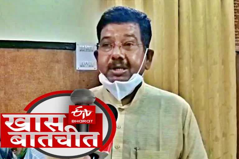 गहलोत सरकार  केंद्र की मोदी सरकार  शिक्षा मंत्री का बीकानेर दौरा  bikaner news  assassination of democracy  colonization department  higher education minister bhanwar singh bhati  gehlot government r  modi government at the center