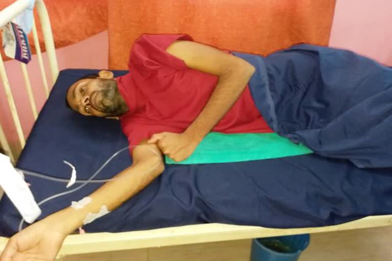 Mobile phone charging wire removed from patient bladder in dumka