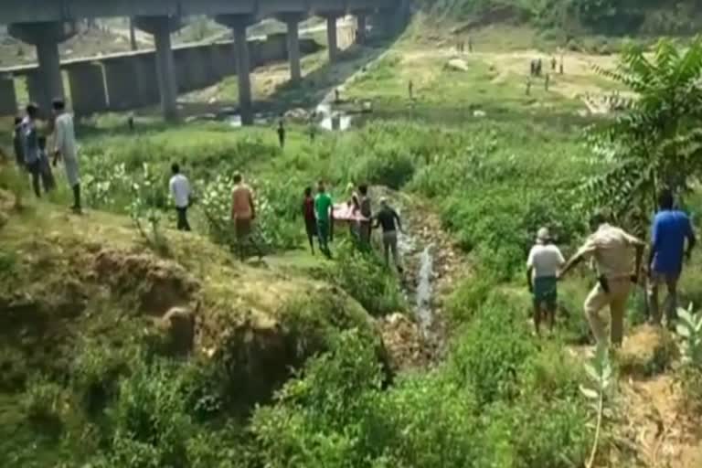 Dead body found of youth beside Nalkari river in ramgarh
