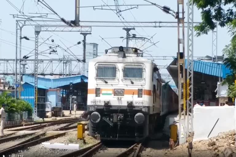 6 special trains rolling in the state from tomorrow