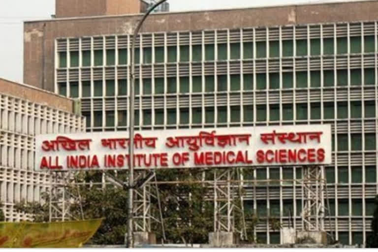 aiims rda crowd funded 3.10 lakh rupees to help the first corona victim