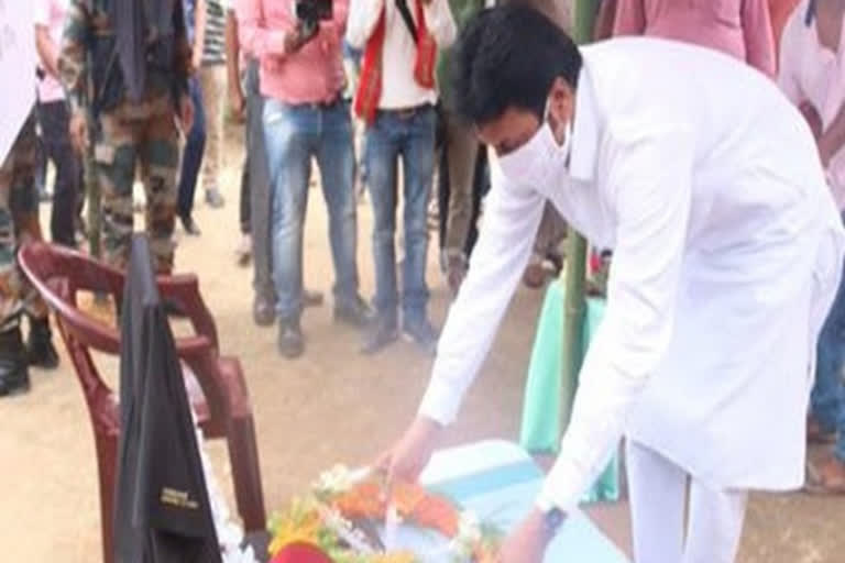 Biplab Deb pays homage to Army jawan who died on India-China border