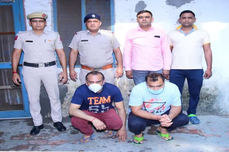 fake cold drink making factory Busted by panipat police