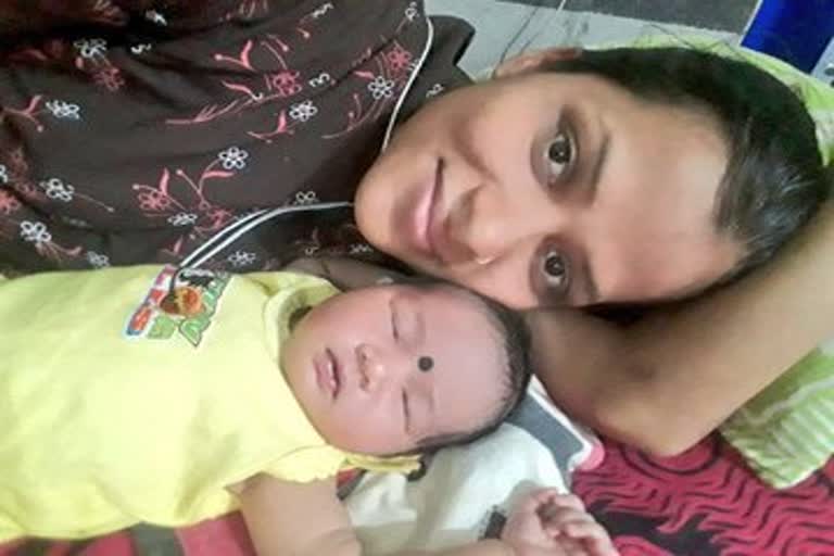 Sunaina gave birth to daughter