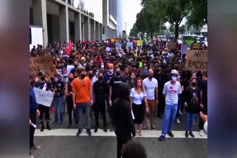 thousands-protest-in-rio-against-bolsonaro-racism