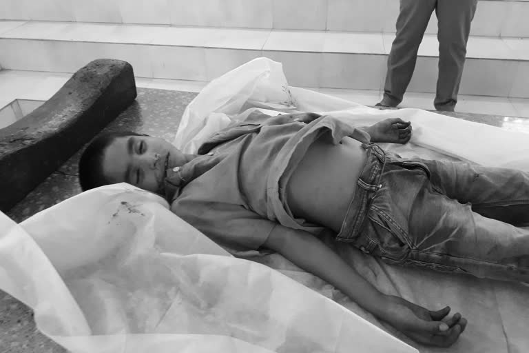 child died due to playing game with saree in kadapa dst nehrunagar