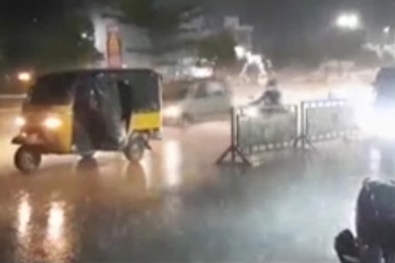 thunderstorms and heavy rainfall in visakhapatnam