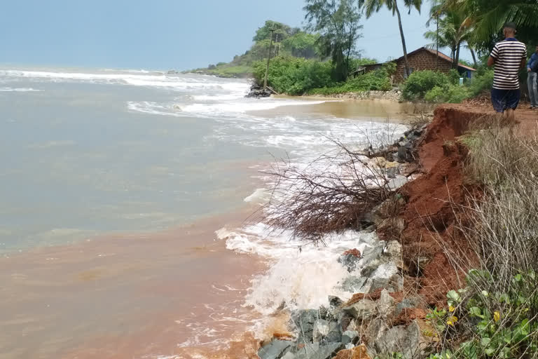 ಮಾನ್ಸೂನ್ ಪ್ರಾರಂಭಕ್ಕೂ ಮುನ್ನವೇ ಕಡಲಕೊರೆತ