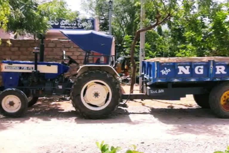 illegal sand transport seeze at ananthapur