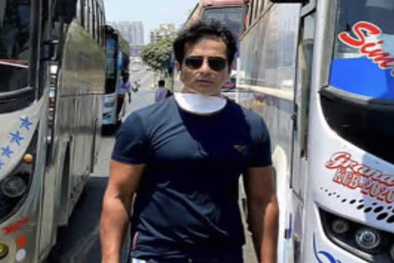 Sonu Sood stopped from meeting migrants at Bandra Terminus