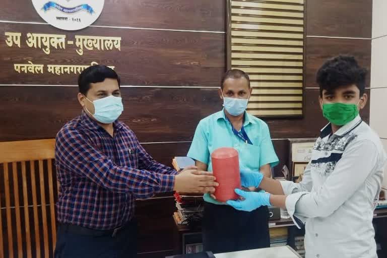 boy donated his savings to Panvel Mayor Relief Fund