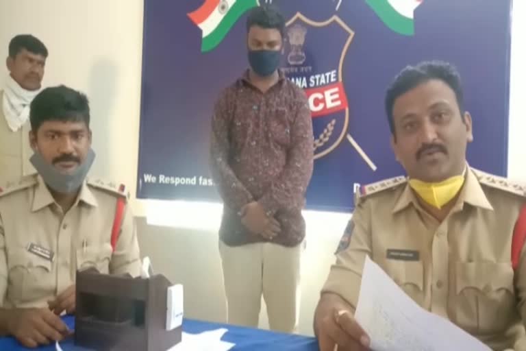 man arrested in bikes theft at zaheerabad