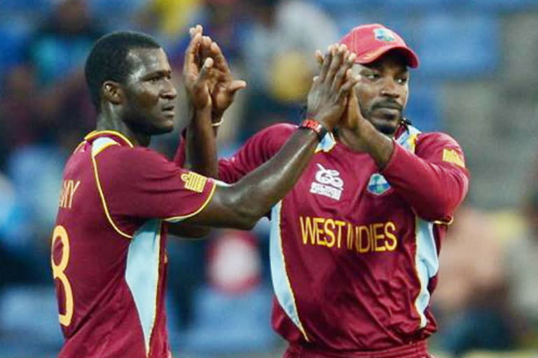 Darren Sammy, Chris Gayle