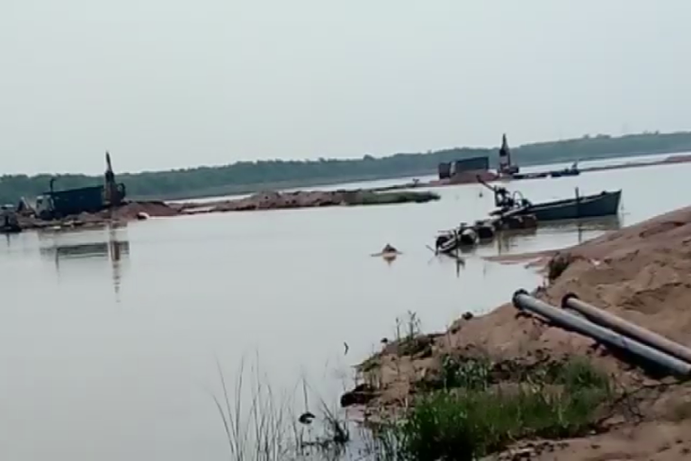 illegal sand mining in jhansi