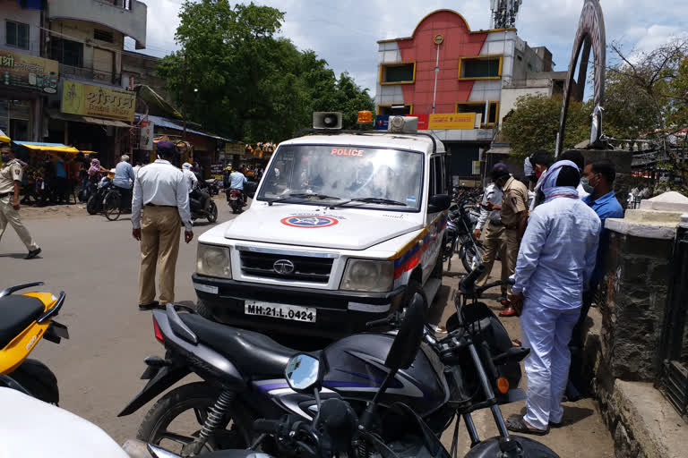 Police Action against two-wheelers for violating the rules in jalna