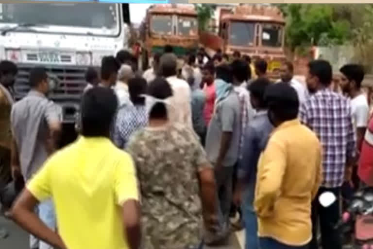 lorry drivers stir in hanuman junction krishna district
