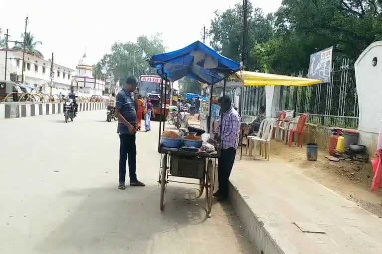 chowpatty-and-small-handcart-allowed-to-open