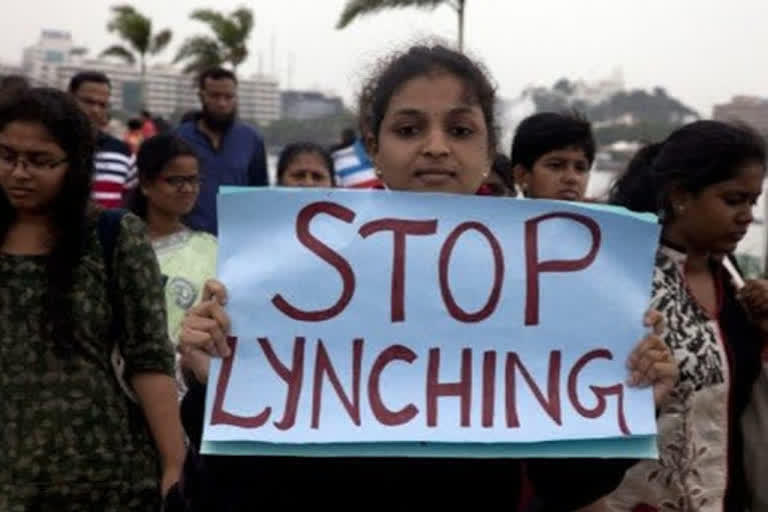 SC issues notice to Maharashtra govt over Palghar lynchings  പൽഘർ കൊലപാതകം സുപ്രീം കോടതി മഹാരാഷ്ട്ര സർക്കാരിന് കത്തയച്ചു  പൽഘർ കൊലപാതകം  Palghar lynchings