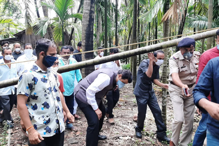 Cyclone Nisarga : devendra Fadnavis visited in raigad district