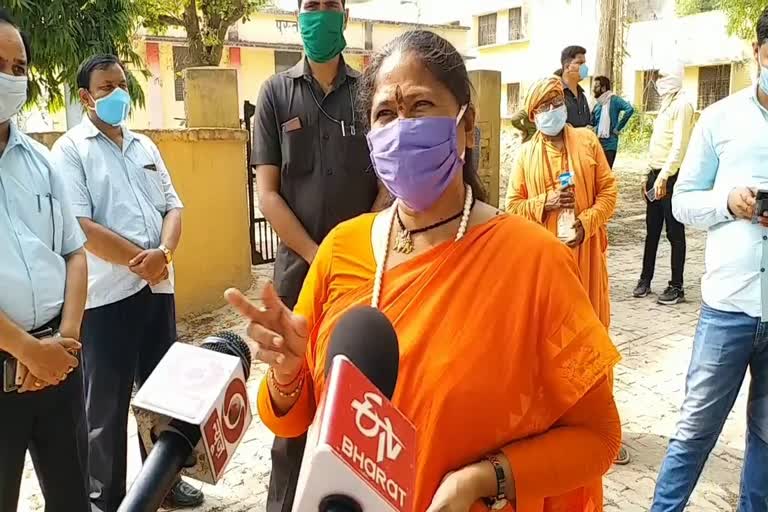 sadhvi niranjan jyoti statement on pm modi