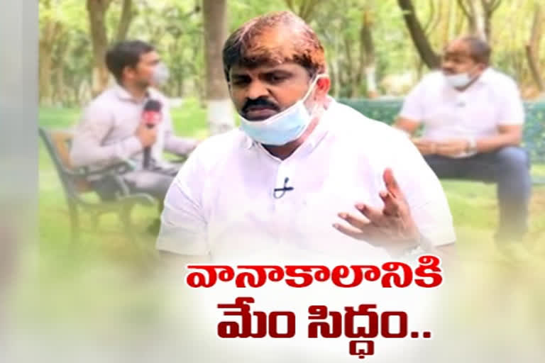 సీజనల్ వ్యాధులను అరికట్టాలి: జీహెచ్​ఎంసీ మేయర్‌