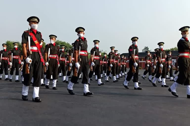 ഐ‌എം‌എ  ഇന്ത്യൻ സൈനിക അക്കാദമി  ഡെറാഡൂണിൽ ഐ‌എം‌എ പാസിങ്ങ് ഔട്ട് പരേഡ് നടത്തി  പാസിങ്ങ് ഔട്ട് പരേഡ്  IMA holds passing out parade in Dehradun  IMA  passing out parade