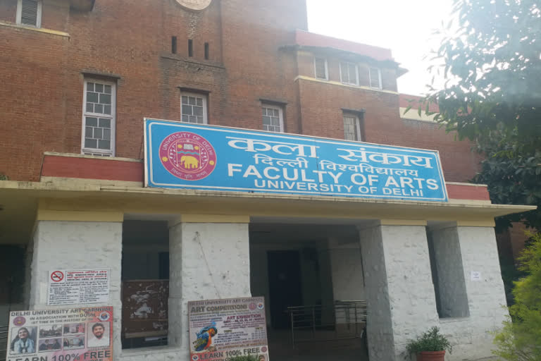 instructions to du students to vacate hostels due to covid 19 in mansarovar hostel