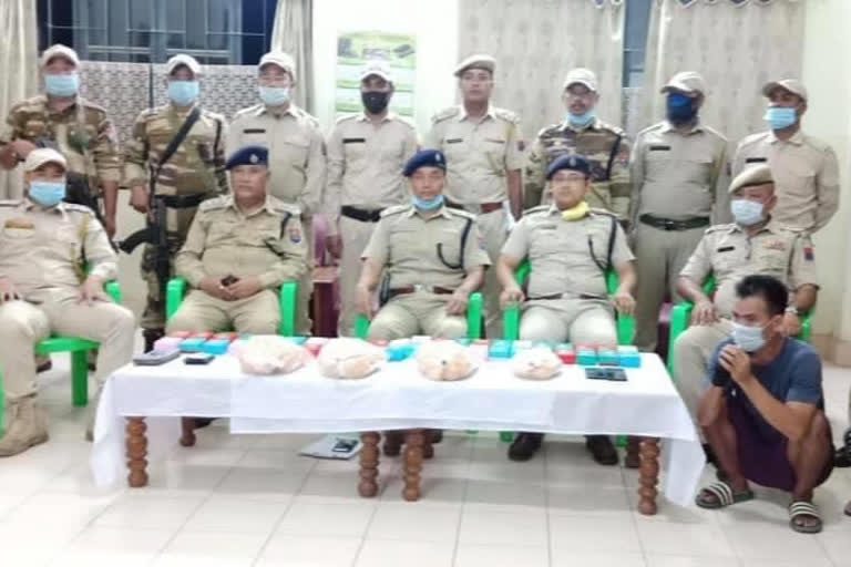 Amrs seized from the indo-myanmar border by Manipur police