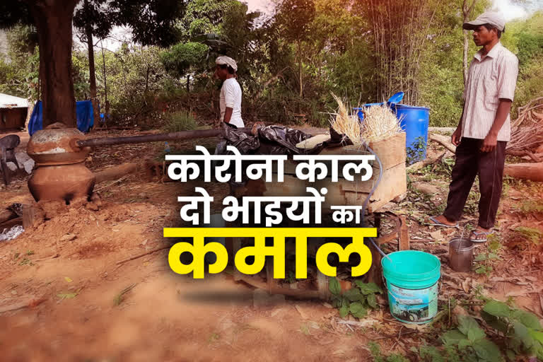 oil Extraction by cultivating lemon grass in khunti, Lemon Grass Cultivation in khunti, Farmers will make sanitizers in khunti, खूंटी में लेमन ग्रास से निकाला जा रहा तेल, खूंटी में किसान बनाएंगे सेनेटाइजर, खूंटी में लेमन ग्रास की खेती