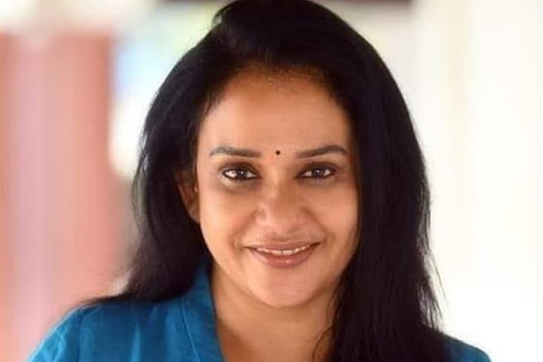 Mala parvathy complaint against son