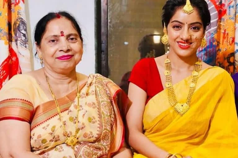 deepika singh mother, deepika singh, ETVbharat