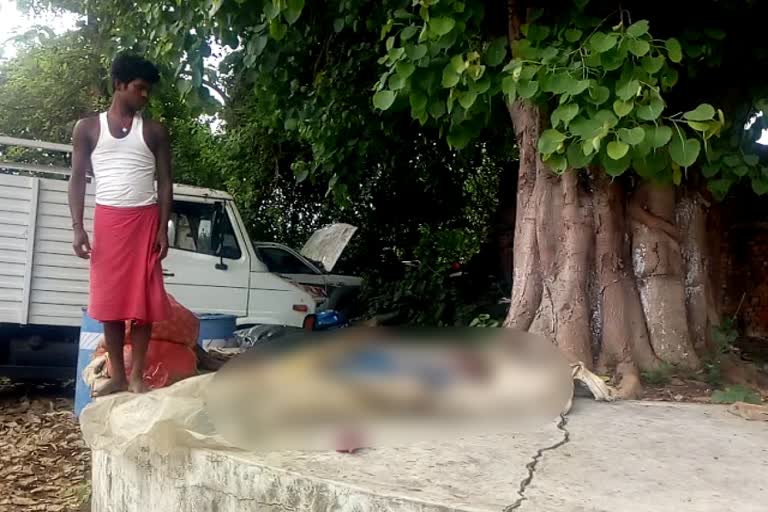 Old man died in road accident in godda