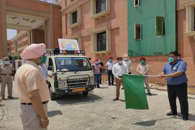 Tarn Taran DC gives green signal to awareness van under Mission Fateh