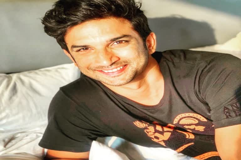 Sushant Singh Rajput donation  Kerala floods  bollywood death  hindi actor  സുശാന്ത് സിങ് രാജ്‌പുത്  കേരളത്തിന് ഒരു കോടി  സുശാന്ത് സിങ് മലയാളിക്ക്  കേരളം പ്രളയം ഫണ്ട്  ബോളിവുഡ് കേരളം സഹായം