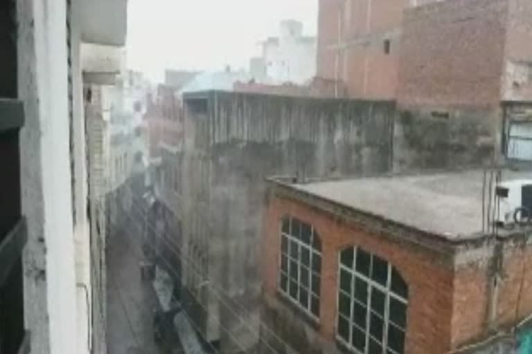 heavy rain in kanpur uttar pradesh, people breathed a sigh of relief