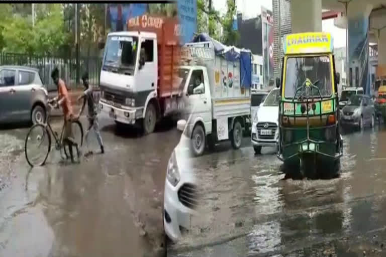 water logging near rajendra nagar metro station in ghaziabad