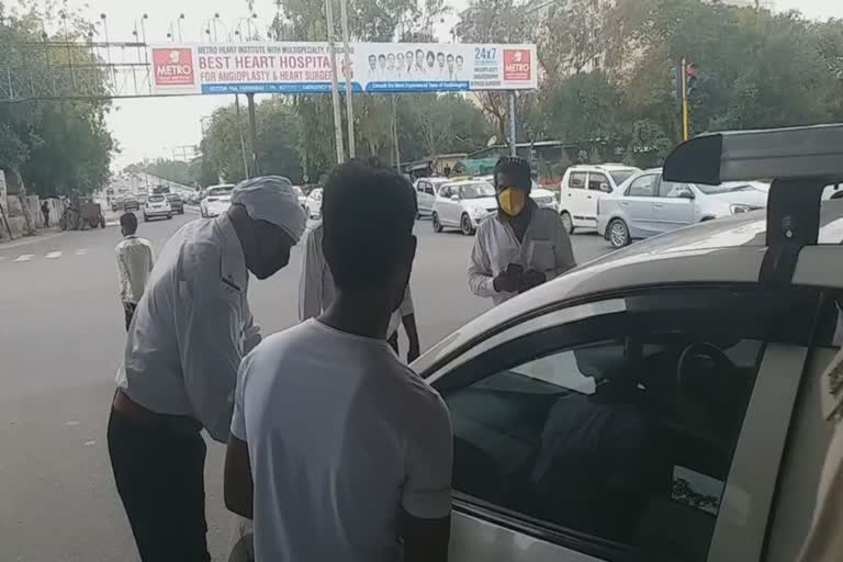 police cut challan for not wearing mask in faridabad