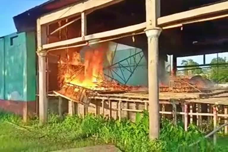 massive fire in barpeta hawli