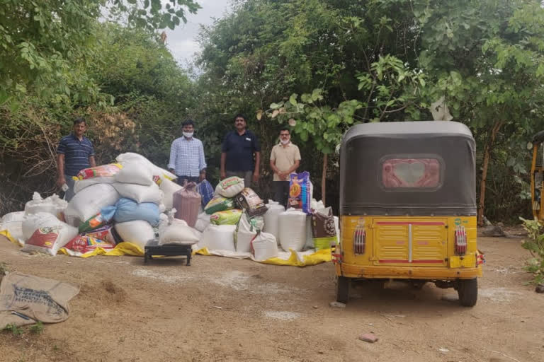 IILEGAL TRANSPORT OF RICE CAUGHT BY POLICE